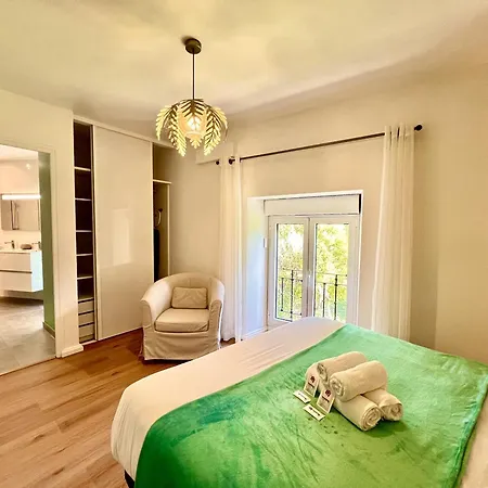 Stylish 1 With Pool By Homing Apartment